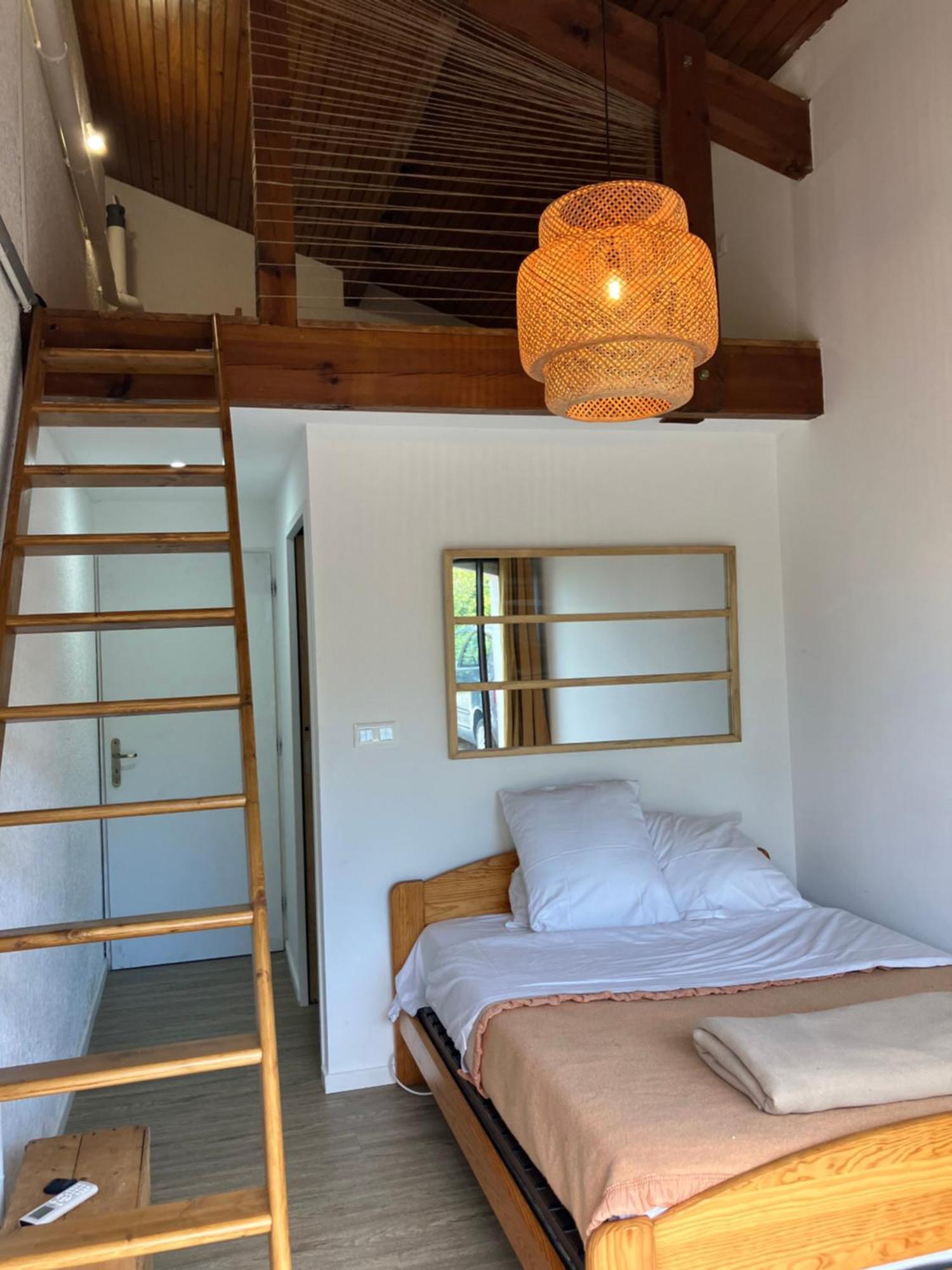 Chambre Et Sdb Avec Entree Privative Сустон Экстерьер фото